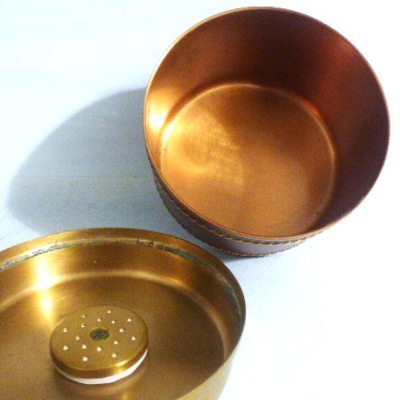 DUK-IT HUMIDOR & 2 Tobacco Cans Leather-Wrapped Copper Body Brass Lids - Picture 3 of 10